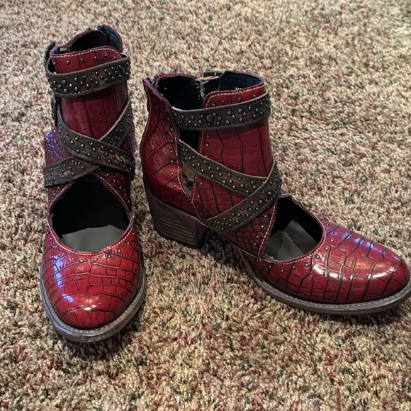 Saphire FREEBIRDS by Steven - Picture 1 of 8